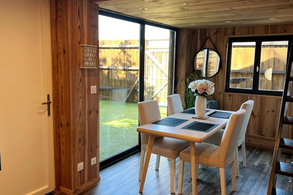 Chalet Et Jaccuzy Sur La Plage Biscarrosse Luaran gambar